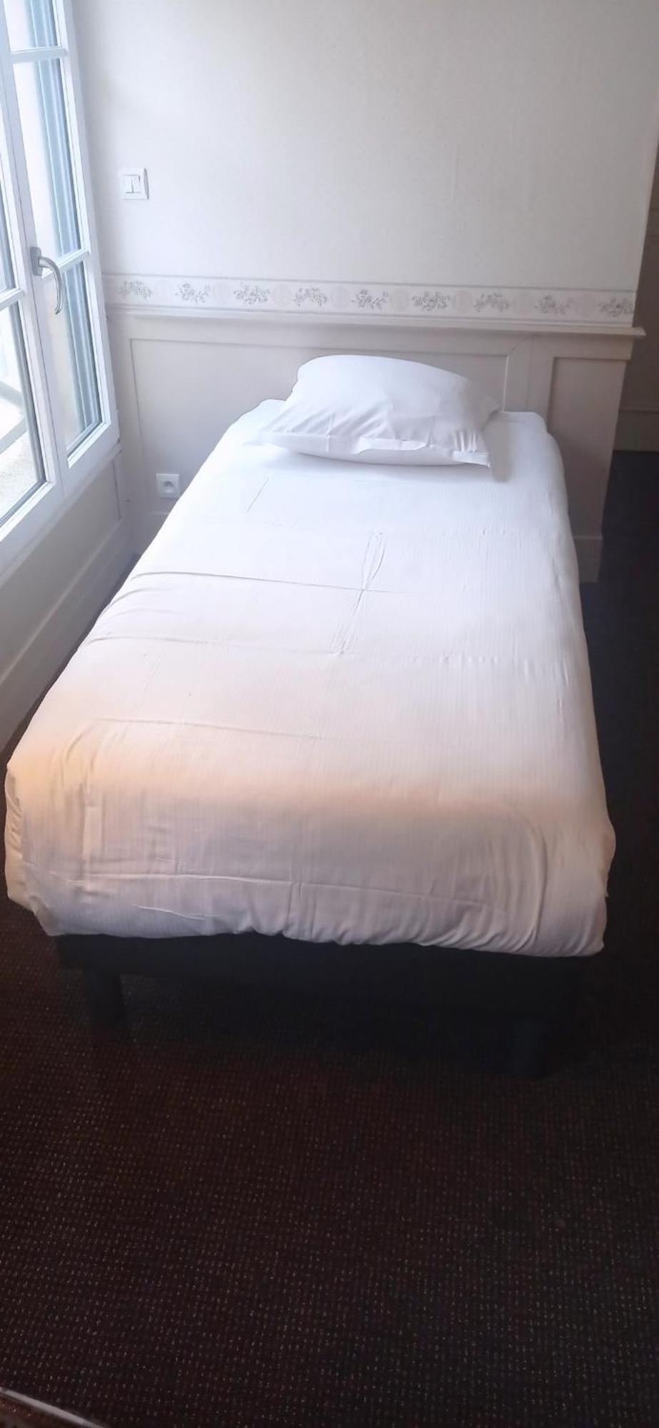 Le Querrien Hotel Канкал Екстериор снимка
