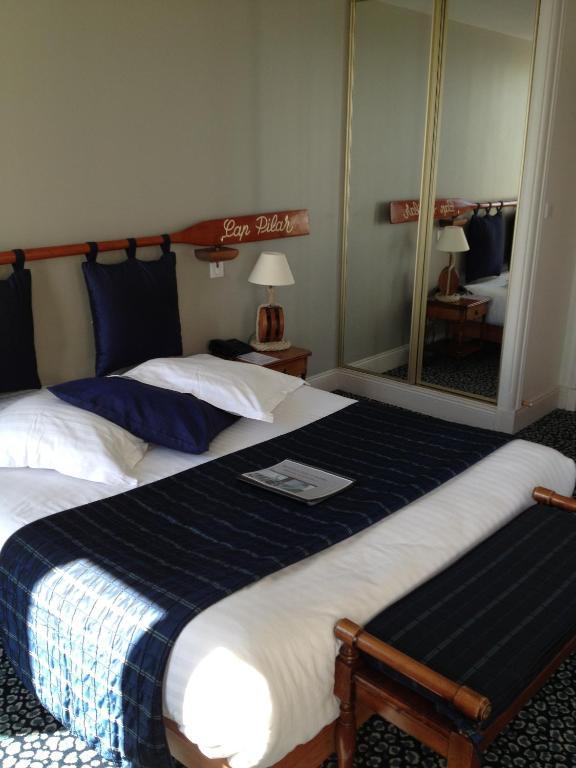 Le Querrien Hotel Канкал Стая снимка