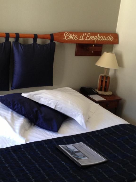 Le Querrien Hotel Канкал Стая снимка